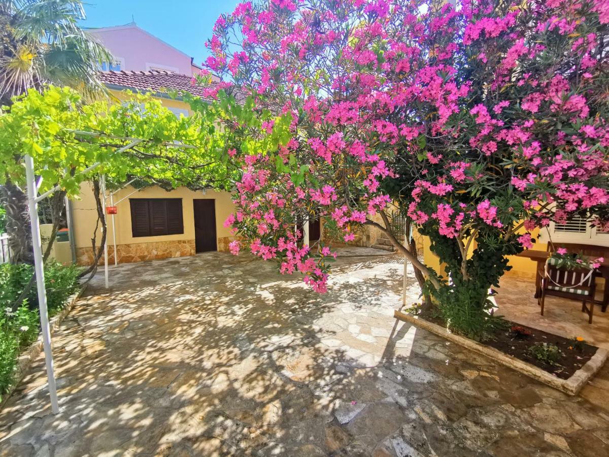 Apartamento Green Garden Vodice Exterior foto